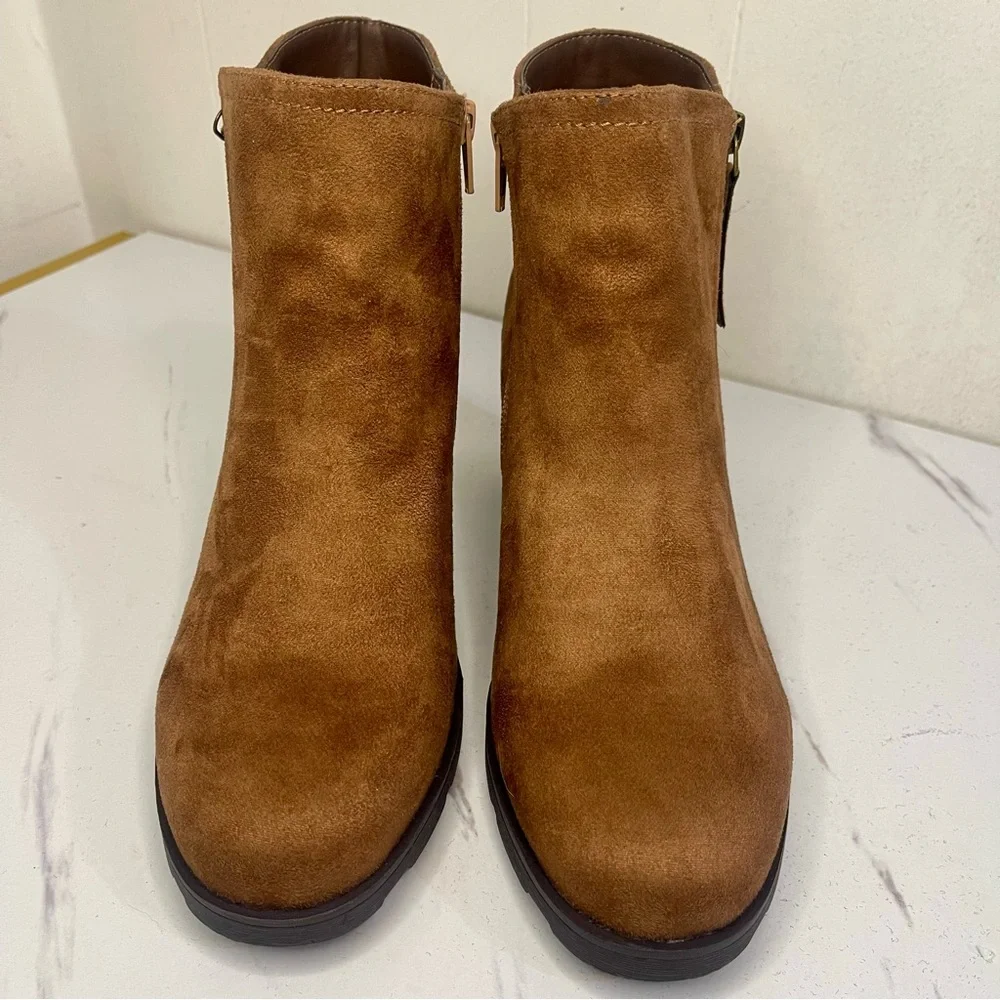 Rialto Women's Walnut Faux Suede Block Heel Booties Shoes Size 9.5M